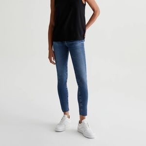 AG Jeans Size 26 The Farrah Skinny Ankle
